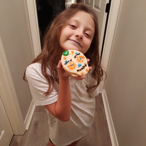 Meet your Posher, Erin! - Picture 6 of 16